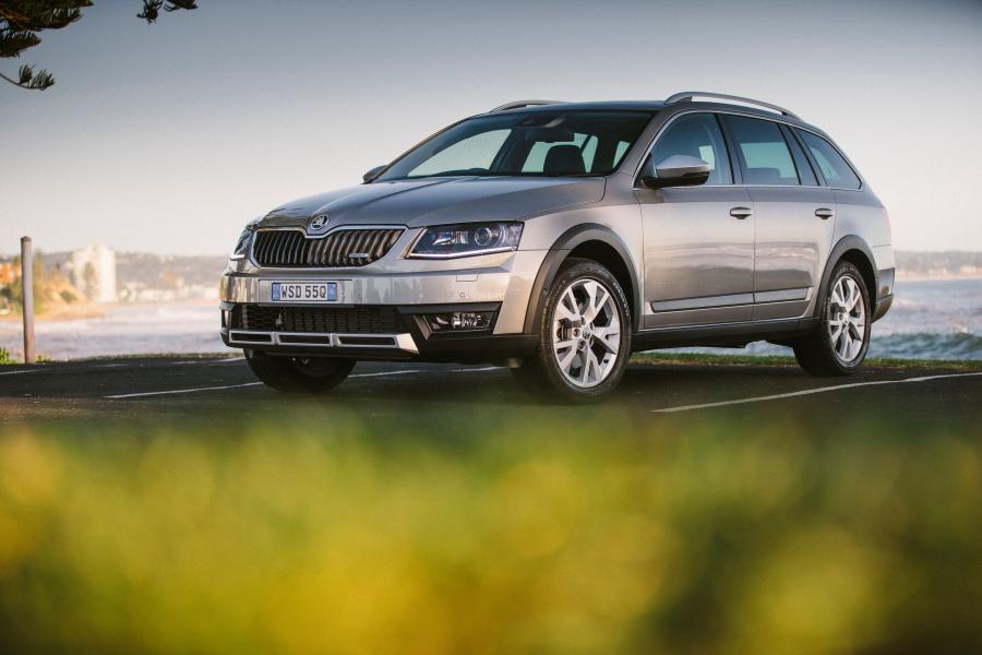  Skoda Octavia Scout 2015 года  (AU) (фото 9 из 30)